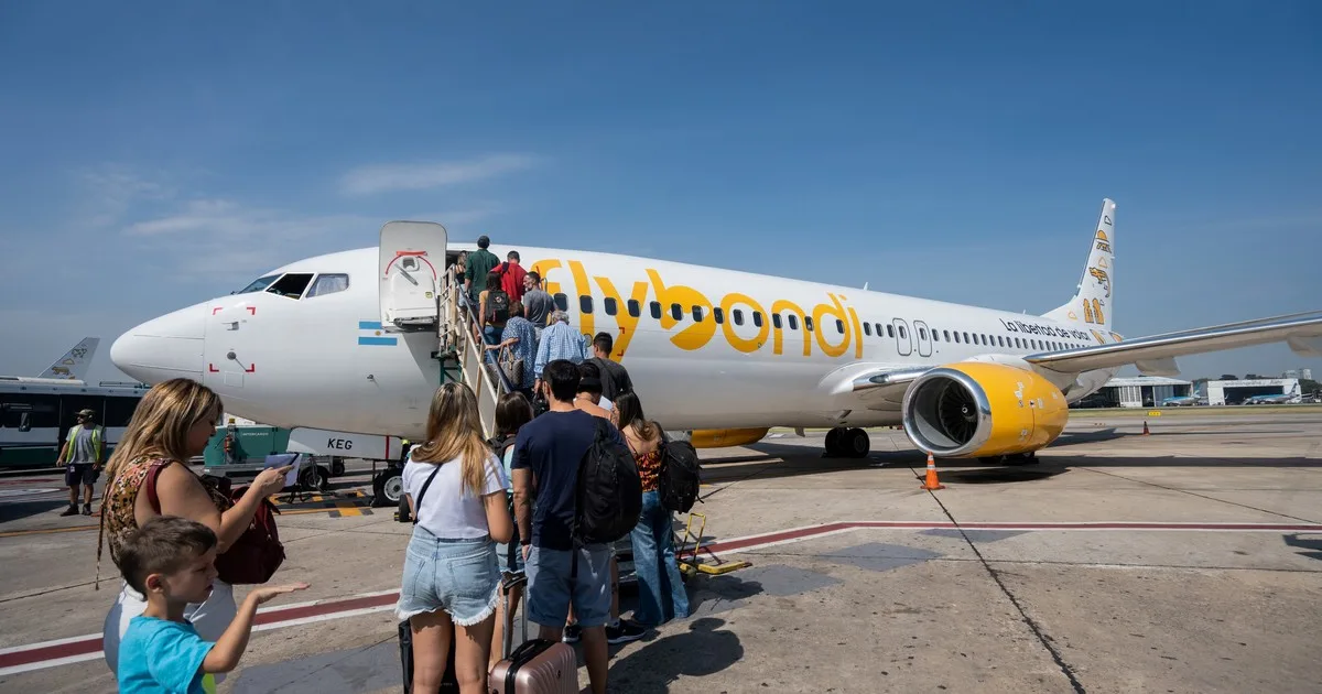 Las agencias de viajes le sueltan la mano a Flybondi: ya no venden sus pasajes, pese a la autorización del Gobierno