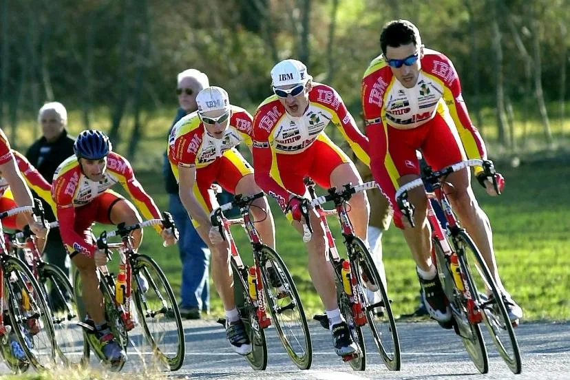 « Les p'tits gars d'Auber », cette bande de copains et de débrouillards qui avait fait son trou dans le peloton tire sa révérence