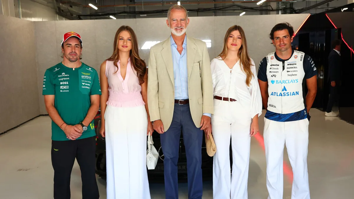 La princesa Leonor y la infanta Sofía vibran con su padre, el rey Felipe, en la Fórmula 1 de Madrid: todas las fotos y los detalles de una cita histórica