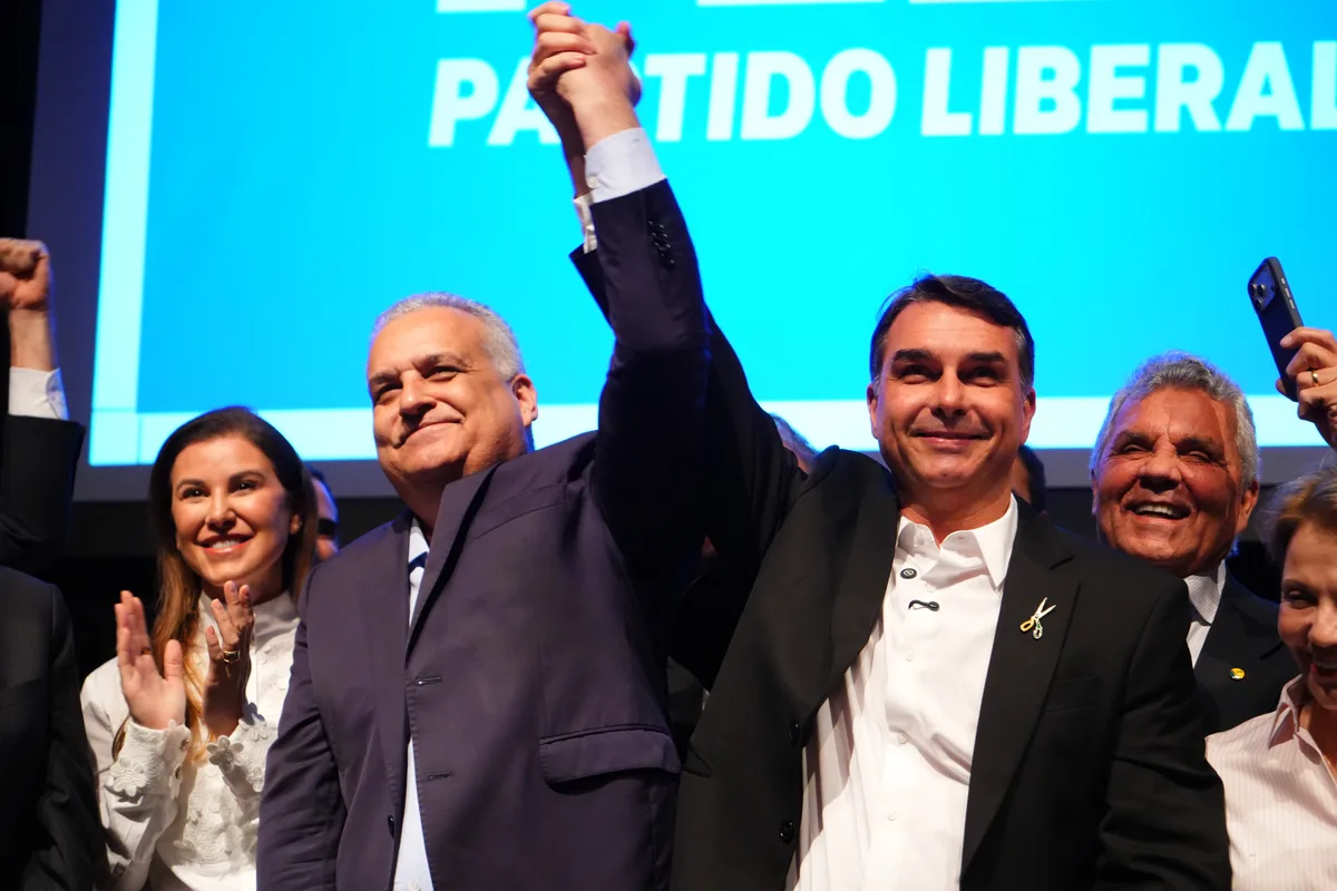 Homem que depôs sobre armação contra vice de Flávio pediu dinheiro para denunciar petista