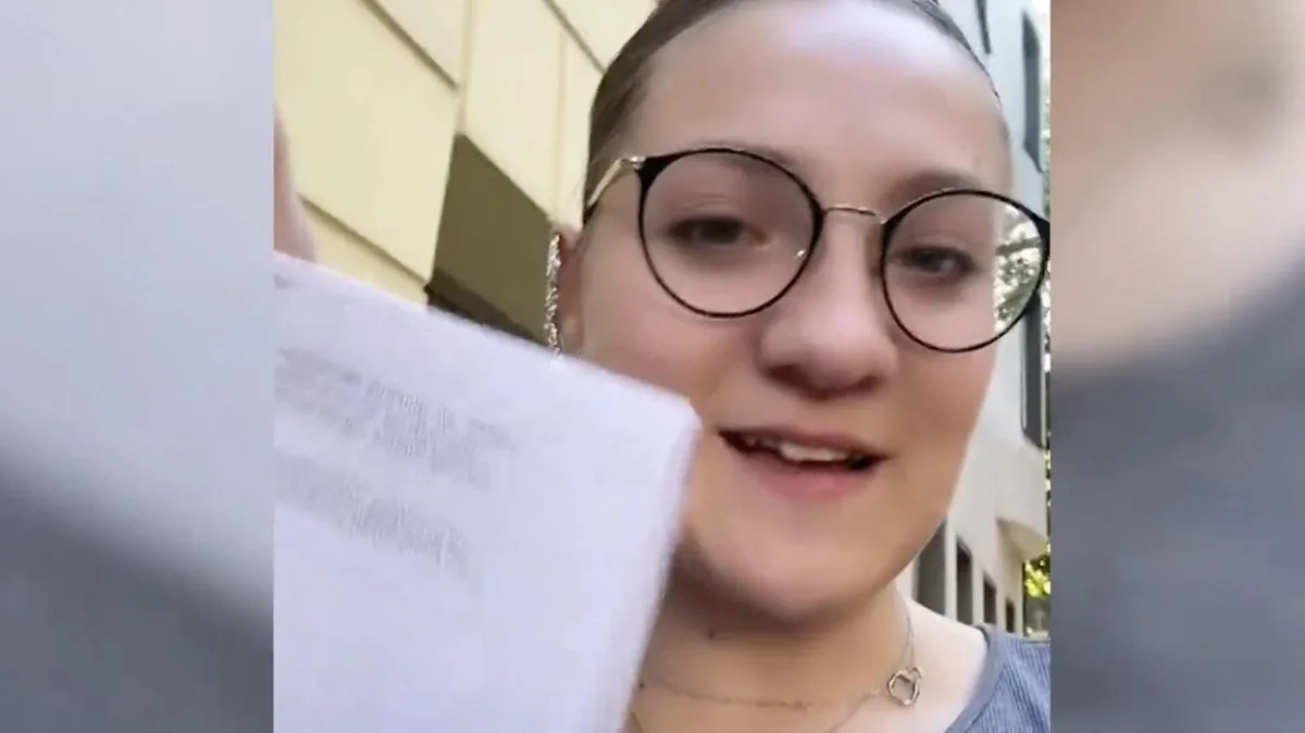 Folgenreiche Rezension: Diese Frau kritisiert ihren Zahnarzt – dann drohen ihr 300 Euro Anwaltskosten
