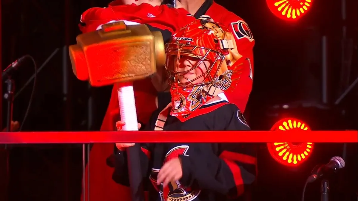 Family of Ray Emery rings the bell ahead of Senators’ home opener