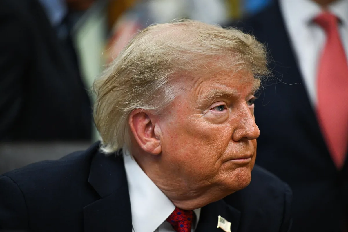 Trump sugiere que podría revisar el apoyo de EEUU a Reino Unido sobre la soberanía de las Malvinas