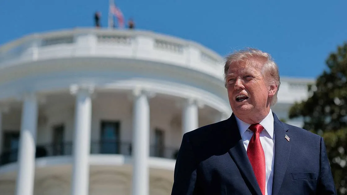 Trump ameaça cortar fundos a estados que não denunciem imigrantes ilegais