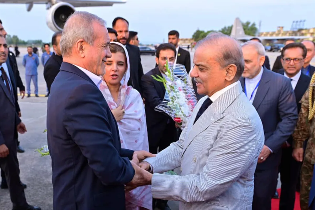 Pakistán señala que el acuerdo entre EEUU e Irán es "el único camino viable hacia una paz duradera"