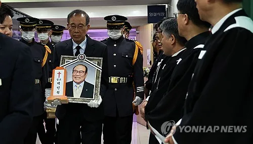 '4할 타자' 고 백인천 감독, 불멸의 기록 남기고 영면