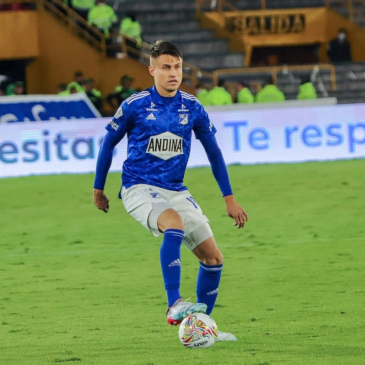 Pantanal anuncia contratação do meia Camilo García, ex-Once Caldas e Millonarios