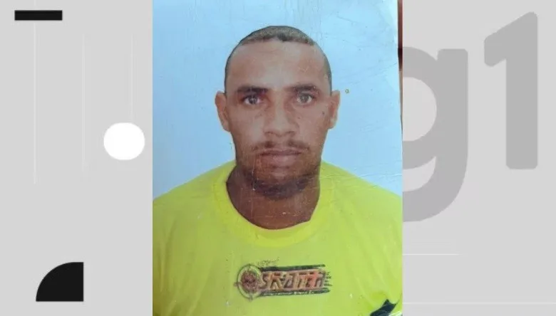 Homem é encontrado morto a tiros em terreno em frente à própria casa, em Mamanguape, PB