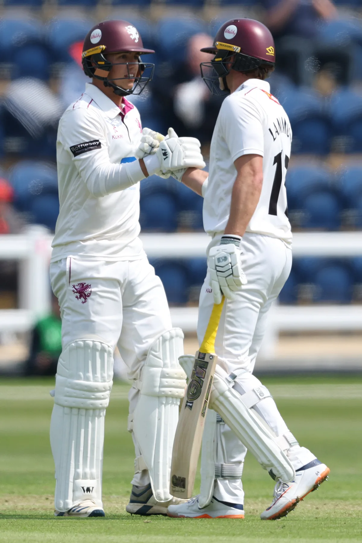 Lammonby returns to form to revive Somerset title push