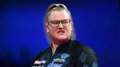 Greaves loses thriller to Cross on European debut