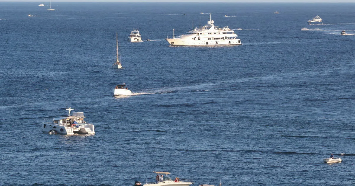 Alpes-Maritimes. Dix blessés et une personne portée disparue après une collision entre deux navires à Cannes