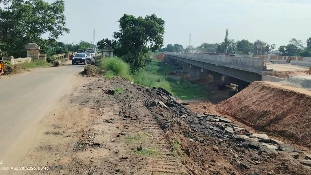 Twin bridges set to ease travel between Vizianagaram and Parvathipuram