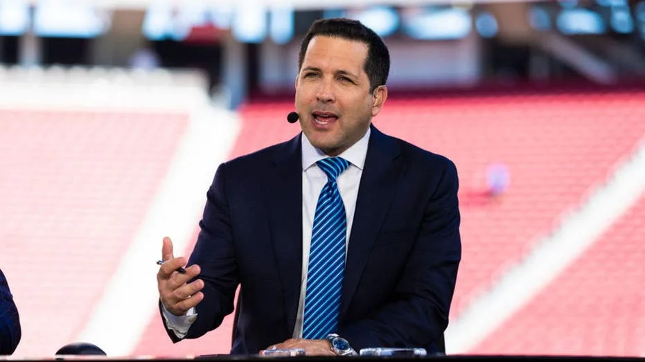 ESPN's Adam Schefter to co-host weekly show on NFL Network this fall | Exclusive