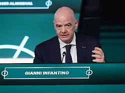 Auf DFB reagiert deutlich: Überraschendes Angebot: McGeehan glaubt FIFA-Boss Infantino kein Wort