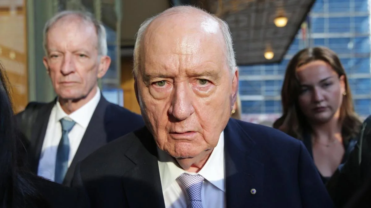 Alan Jones trial week three: Veteran broadcaster allegedly groped man under table, court told