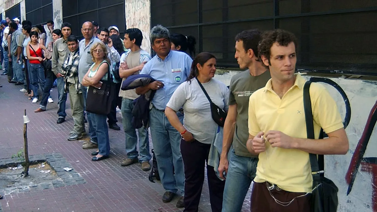 El creciente desempleo es la mayor amenaza política para Milei en la Argentina