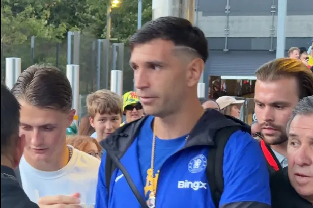 Emi Martinez escorted out of Emirates Stadium after Arsenal's win over Chelsea