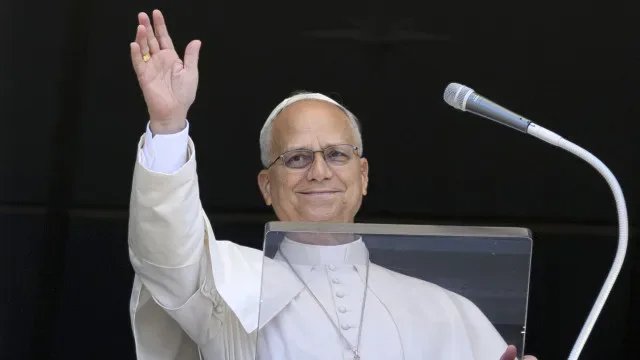 Papa pede regras éticas para travar poder das gigantes tecnológicas