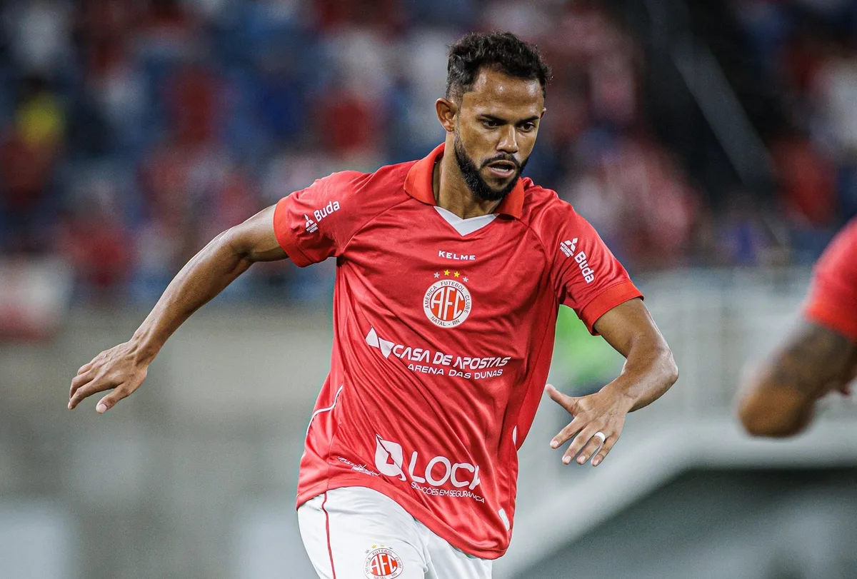 Alexandre Aruá se despede do América-RN
