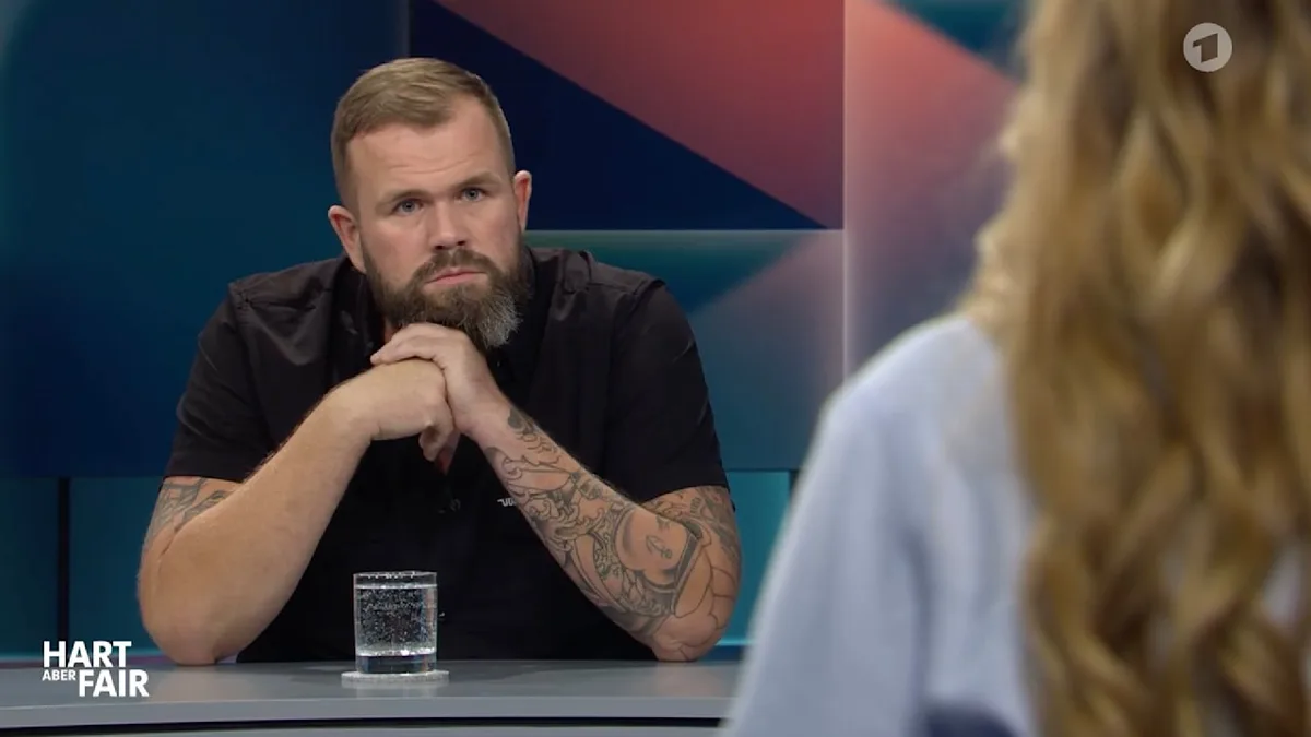 Punk-Sänger bei „Hart aber fair“ - Abrechnung mit den „nationalen Jammerlappen“