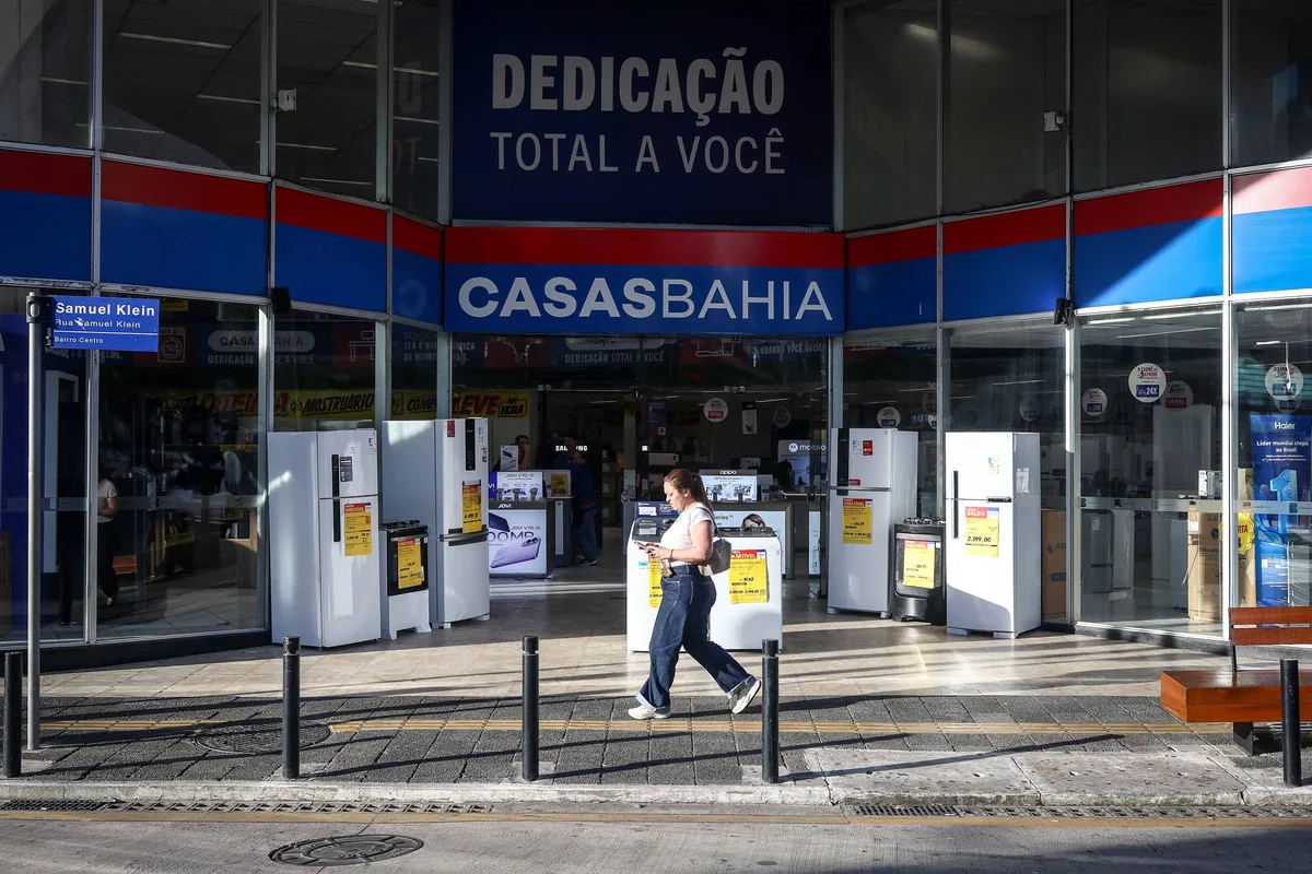 Casas Bahia faz leilão virtual de eletrodomésticos; lances vão até terça (25)