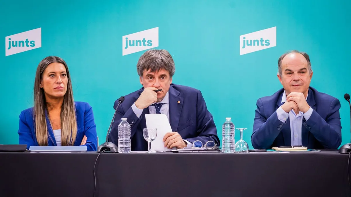 Junts evita poner fecha al regreso de Puigdemont a días de que el TC se pronuncie: "No tenemos certeza de que pueda volver"