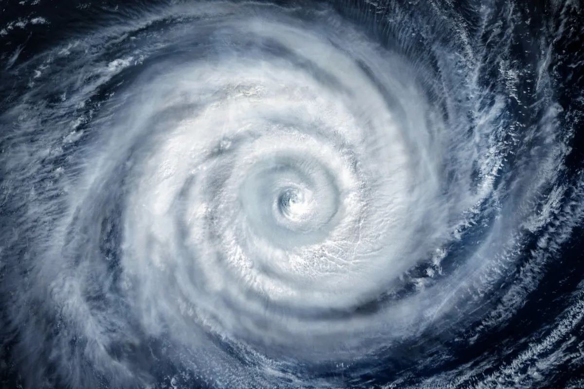 Ciclone extratropical vai atingir o Brasil com ventos de até 100 km/h
