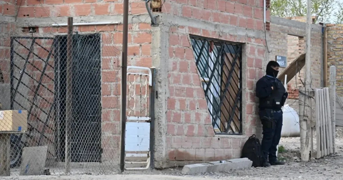 Homicidio de un joven de 19 años en Roca: formularon cargos al adolescente de 16 imputado por el crimen