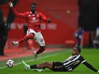 Stade Brestois. « Il va vite revenir » : des nouvelles rassurantes pour Mama Baldé, sorti sur blessure contre Angers
