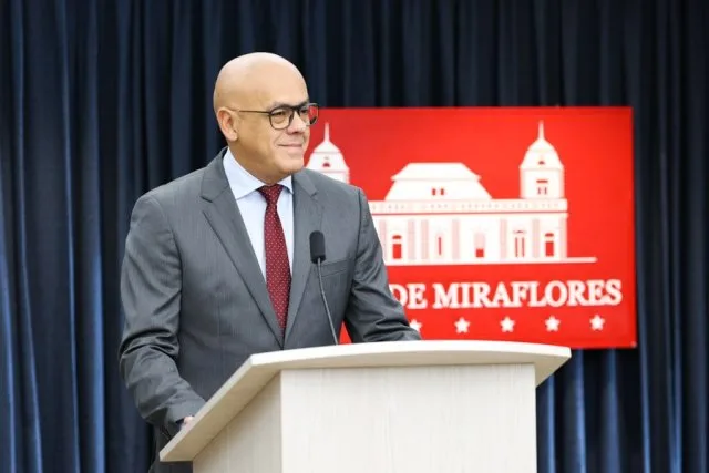 El Departamento del Tesoro de EEUU retiró a Jorge Rodríguez de su lista de sancionados