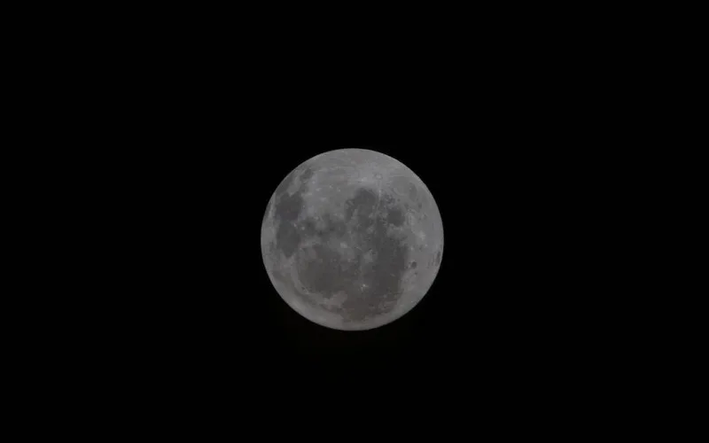 Polo sur de la Luna se convierte en meta de carrera espacial