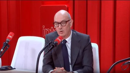 Il y a 17% des stations en pénurie d'au moins un carburant, mais "pas d'inquiétude" sur l'approvisionnement "pour les deux mois qui viennent", indique le ministre de l'Économie