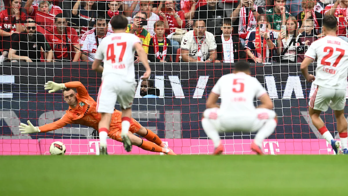Hein lässt keinen rein - Werder-Torwart stoppt schwarze Elfer-Serie