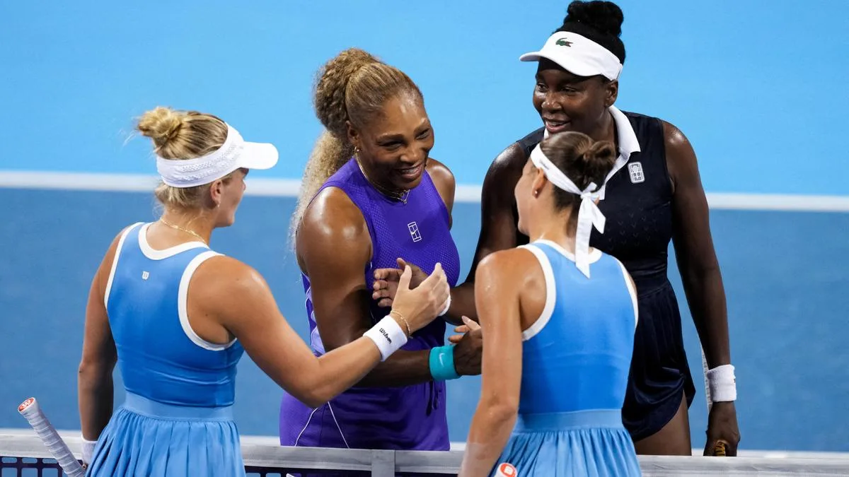 Cincinnati Masters: Williams sisters fall while Zverev advances