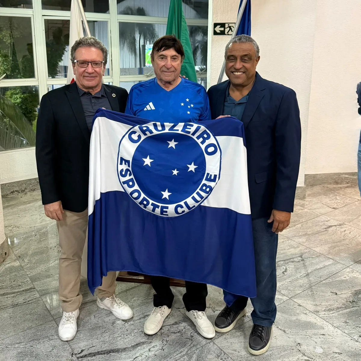 Cruzeiro reelege presidente da associação para os próximos três anos