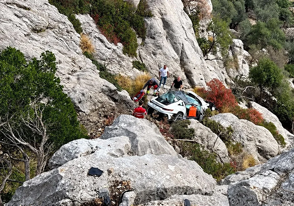 Muere un piloto al despeñarse por un barranco durante un rally en Mallorca