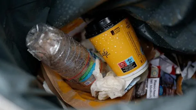 Gegen Einwegmüll: Verpackungssteuer trotz Ärger in Potsdam ab Oktober fällig
