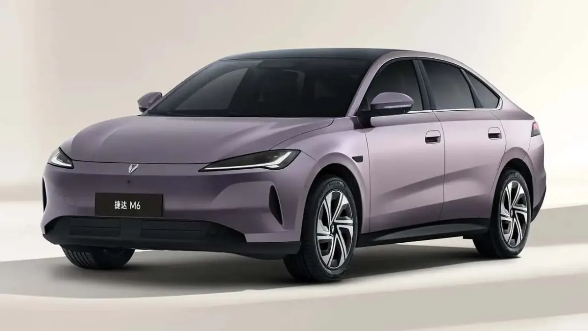 Novo Jetta M6: sedã elétrico da Volkswagen supera Corolla
