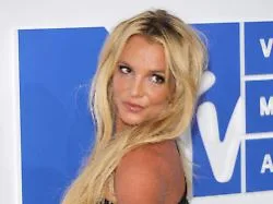 "She'll Never Be Me": Britney Spears veröffentlicht neuen alten Song
