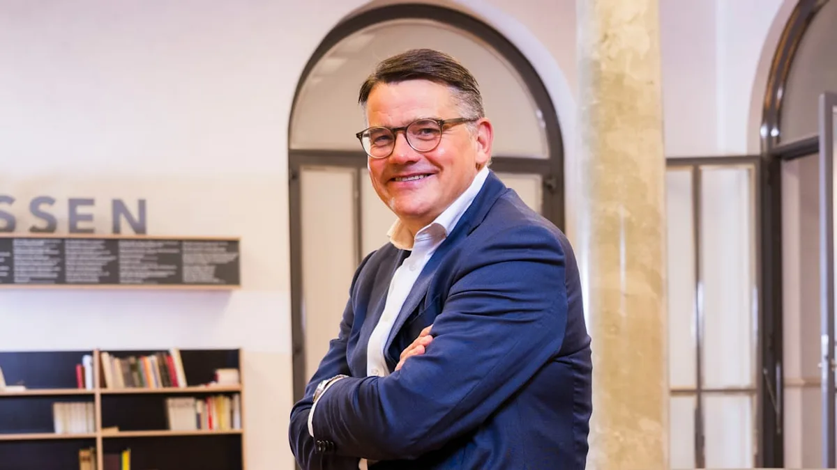 Mutter nannte die „Bravo“ „Schweinskram“ - Ministerpräsident Rhein las heimlich Doktor Sommer
