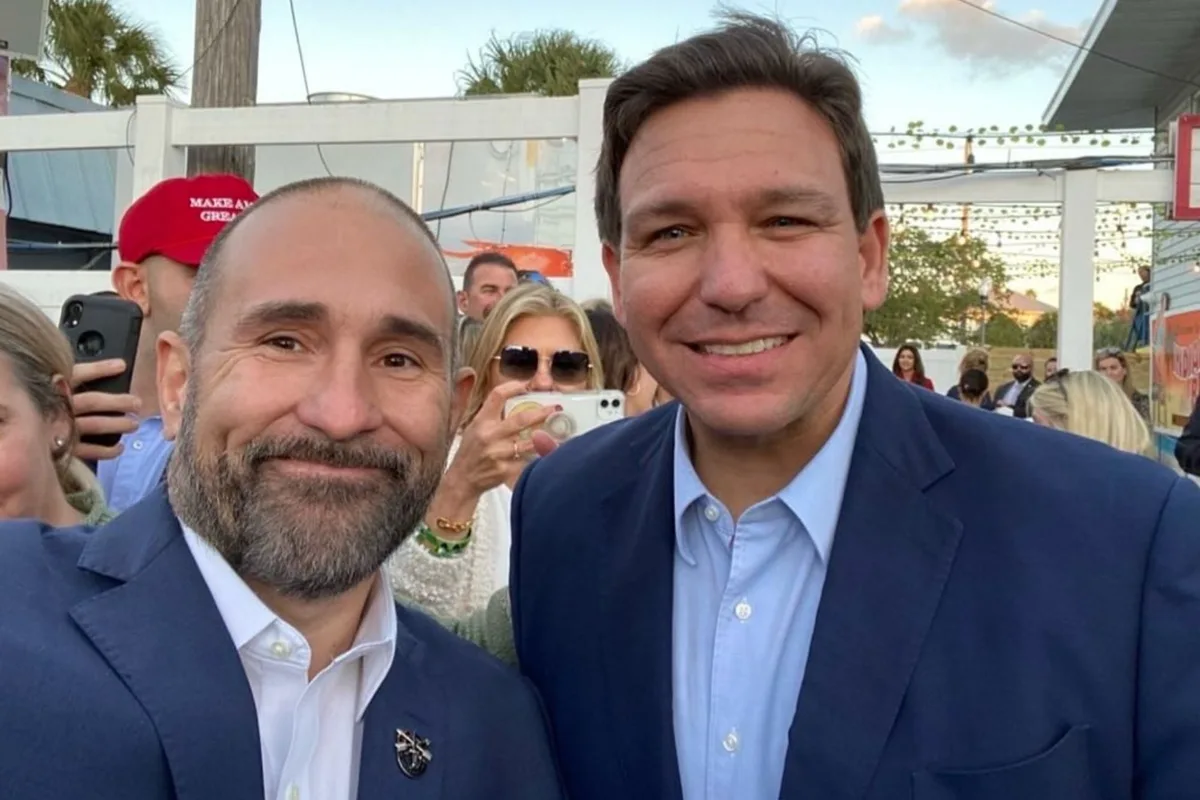 Perdió Jay Collins, candidato republicano en Florida: “Alligator Alcatraz era una opción temporal”
