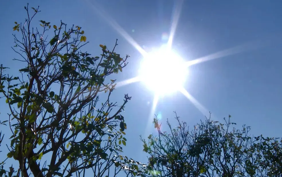 Alerta amarelo: cidade registra 8% de umidade do ar, e PI tem novos avisos; ‘tendência é piorar’, diz climatologista.