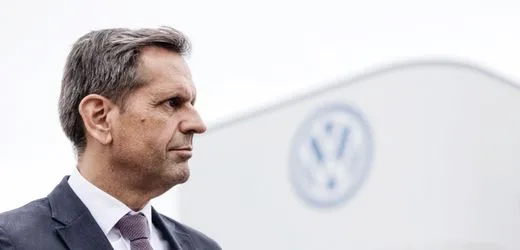 VW-Aufsichtsrat Olaf Lies: »Massenhafte Entlassungen können nicht die Lösung sein«