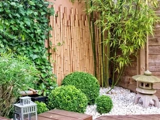 Vous avez un petit jardin ? Voici comment créer un coin d'inspiration asiatique