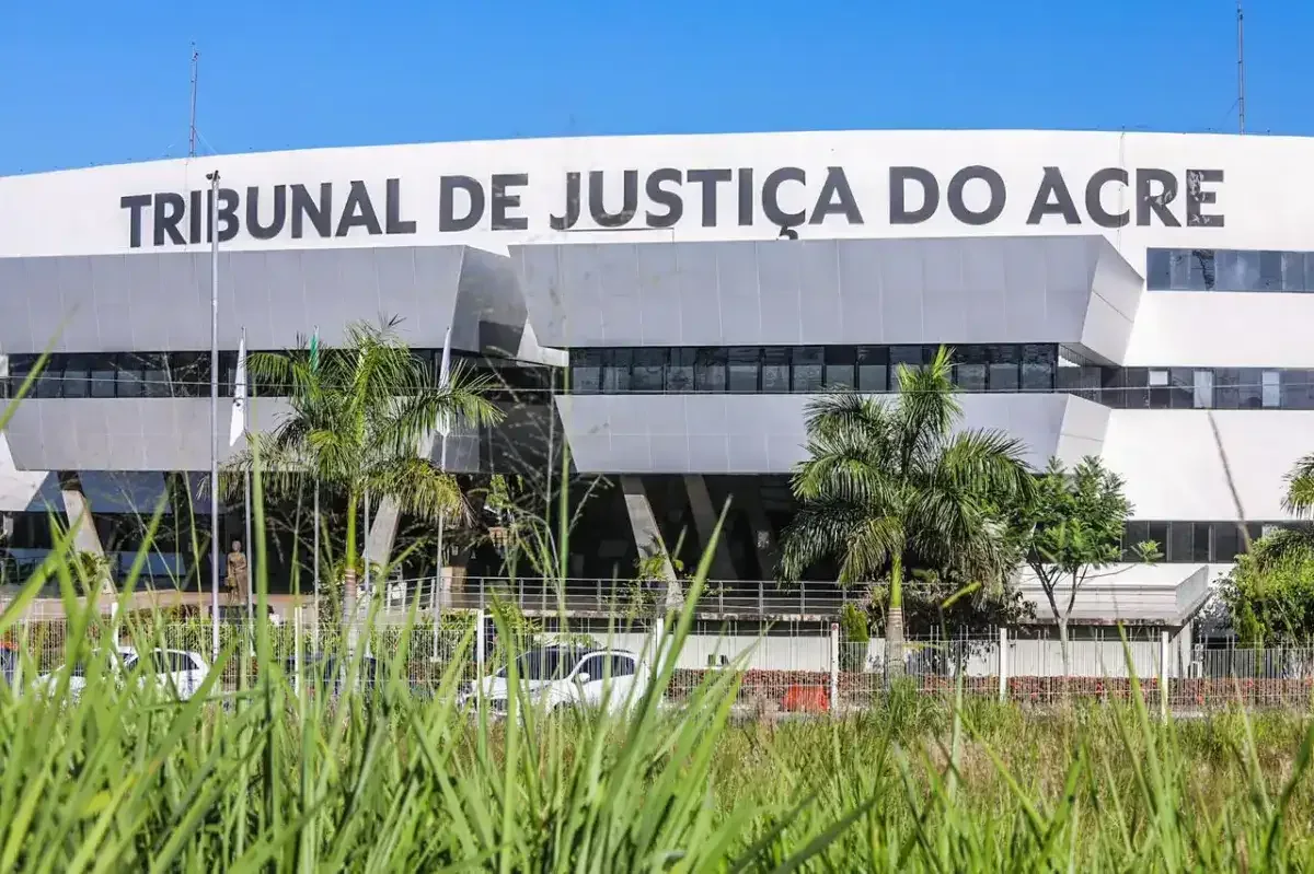 TJAC abre 10 vagas de estágio para mulheres egressas do sistema prisional