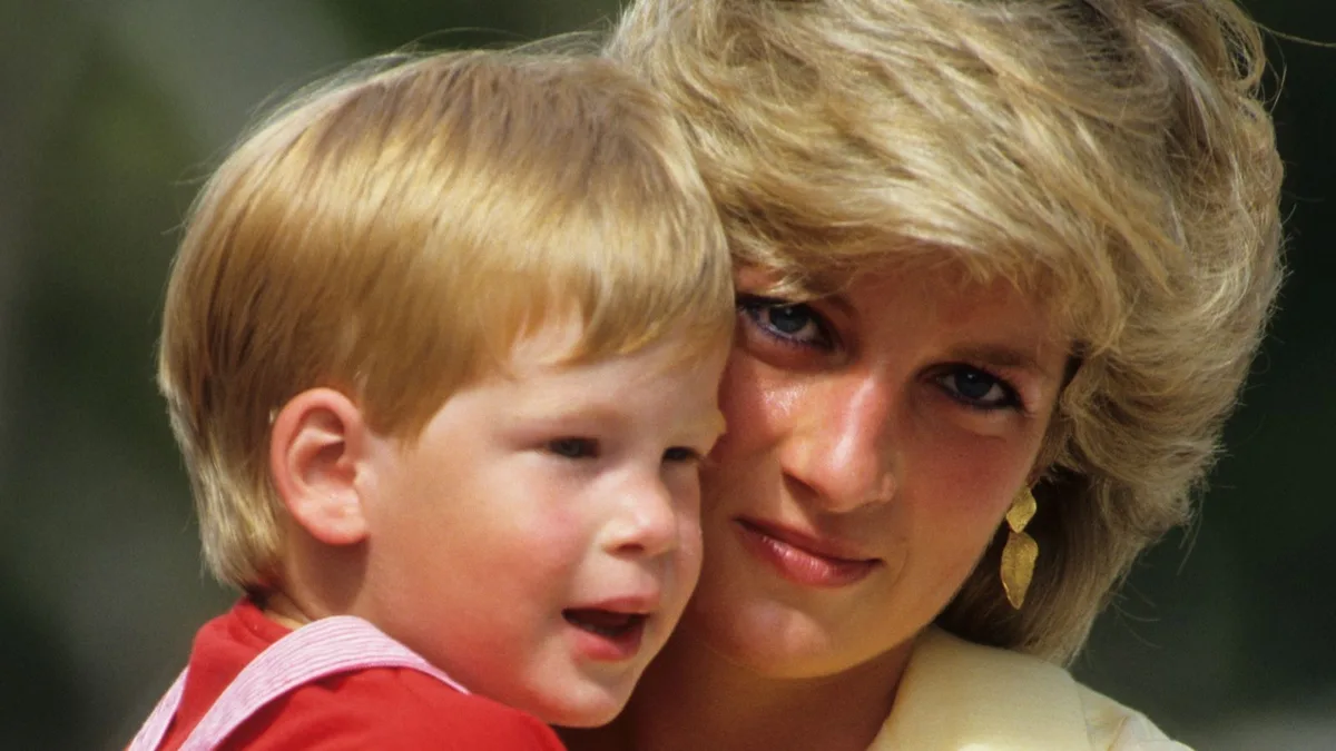 Harry prepara documental en Netflix sobre su madre, Diana de Gales