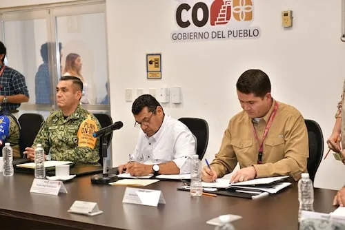 Tabasco se mantiene en alerta roja ante fuertes lluvias generadas por Frente Frío número 2; autoridades advierten posibles afectaciones