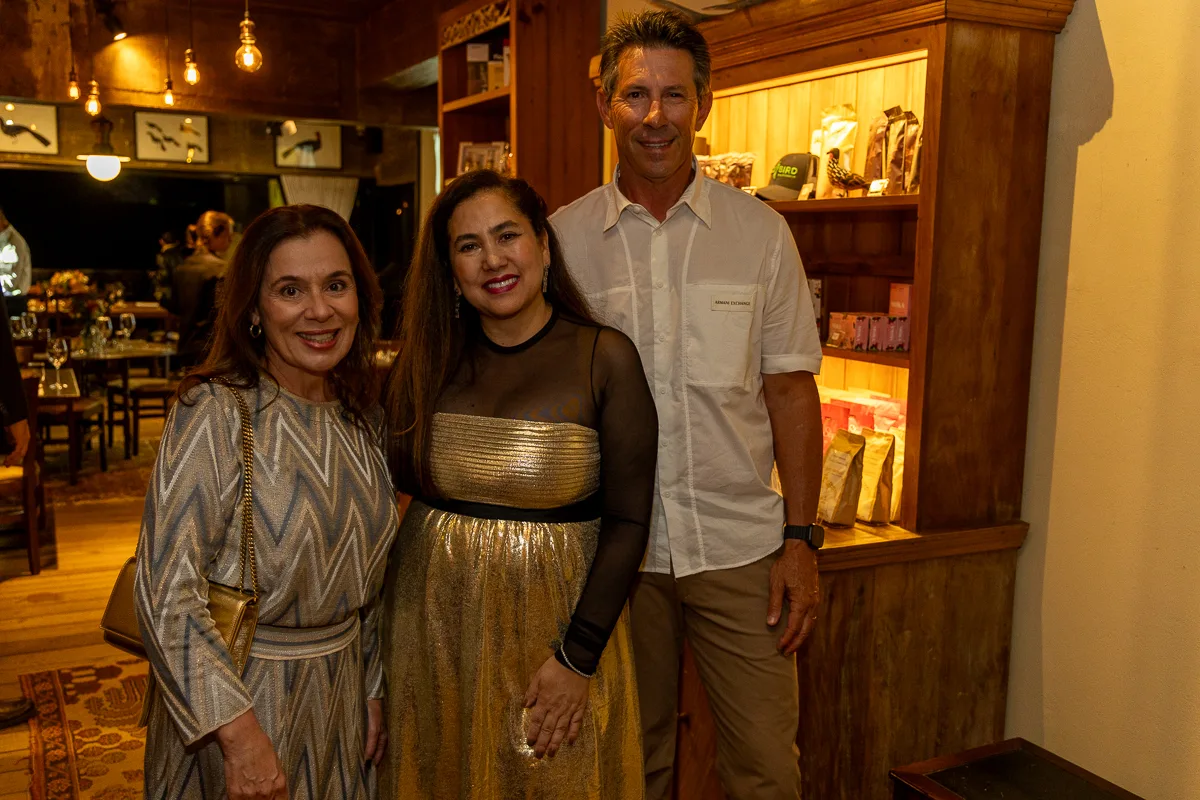 Galeria do ES celebra 18 anos com jantar e concerto em Pedra Azul