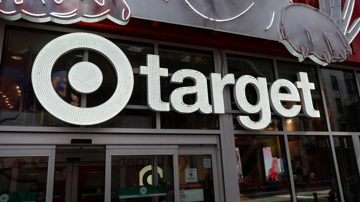 L’enseigne américaine Target s’excuse et retire un costume d’Halloween jugé raciste