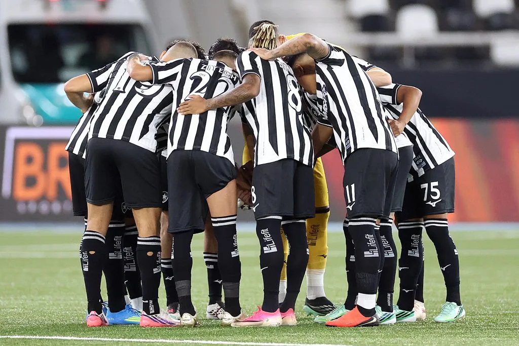 Botafogo teve o pior ano em clássicos em quatro anos de SAF